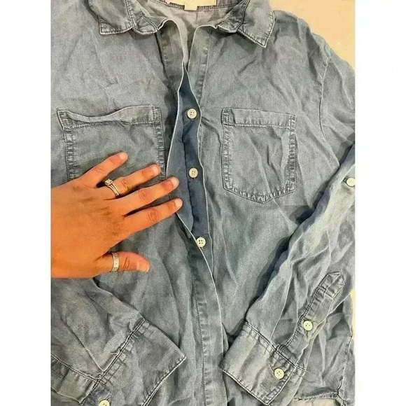 Thread and Supply Denim Chambray Button Up Shirt Women’s Size Small - Picture 3 of 6